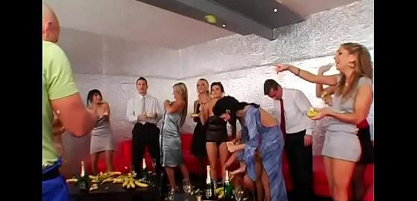  Insane girls enjoy a night out they will never forget